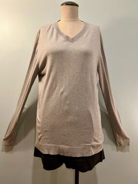 Kenneth Cole New York Light Gray V-Neck Sweater